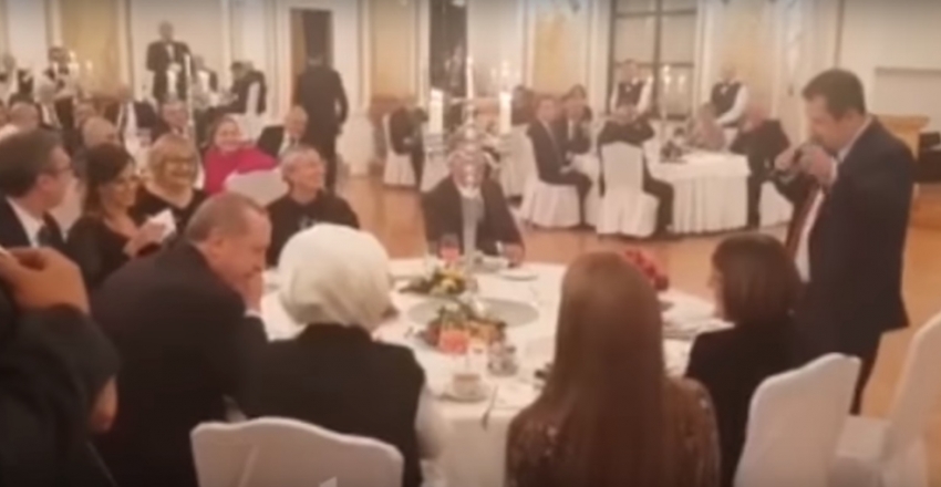 VIDEO: Ovako Dačić pjeva &#8220;Osman Agu&#8221; Erdoganu!