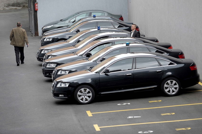 Ministri kupili 61 auto, potrošili više od milion eura