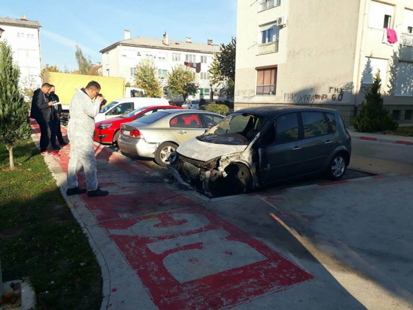 OVAKO izgleda zapaljeno auto vođe crnogorskih navijača: Nijesam uplašen, slavim jer sam se vjerio!