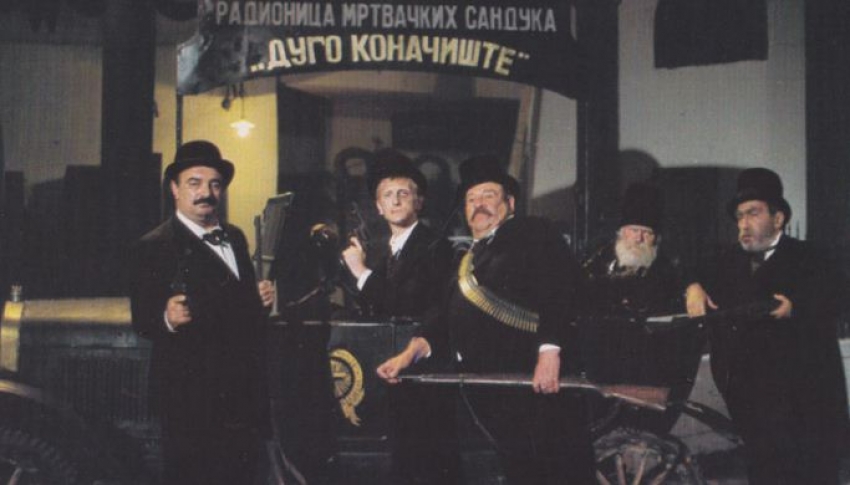 O čemu zapravo govori remek-djelo &#8220;Maratonci trče počasni krug&#8221;?