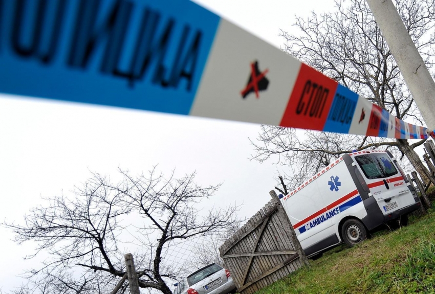 UŽAS: Došao kod oca na slavu, pa ga polio benzinom i zapalio