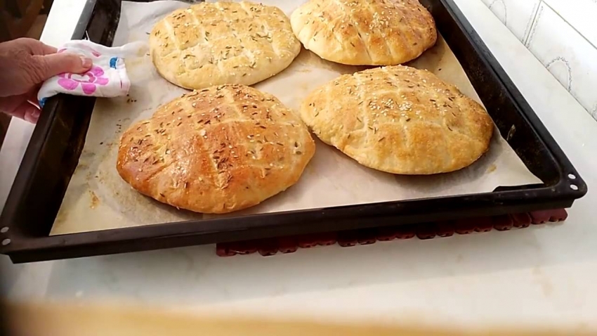 Za dobro jutro: Lepinje sa sirom i kajmakom