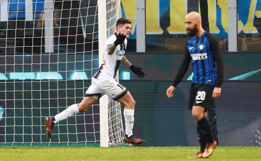 VIDEO: Udineze šokirao Inter, Napoli opet lider