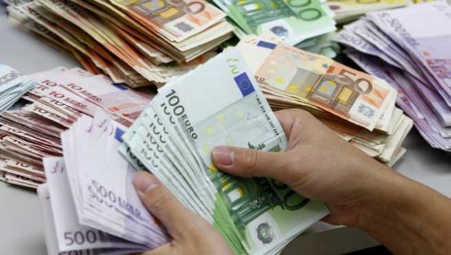Čudno ali istinito: Plate u državnim firmama veće nego kod privatnika, a to nas košta preko pola milijarde
