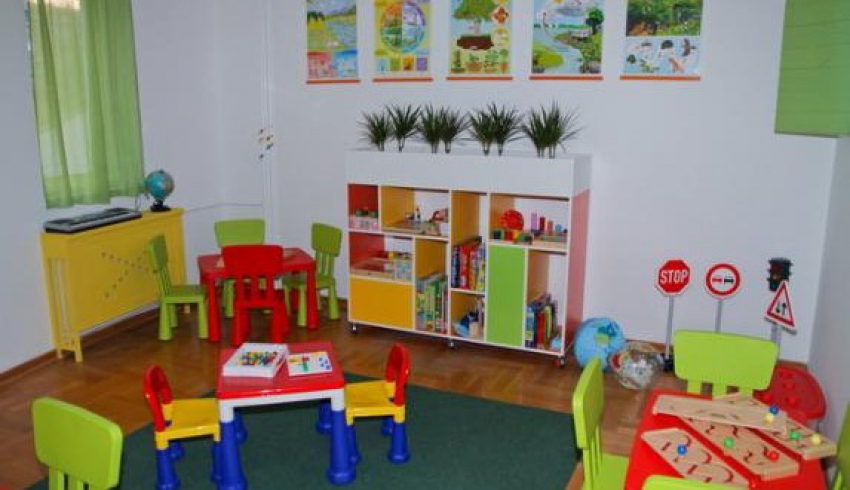 Nakon zatvaranja dijela vrtića djeca borave u hodniku