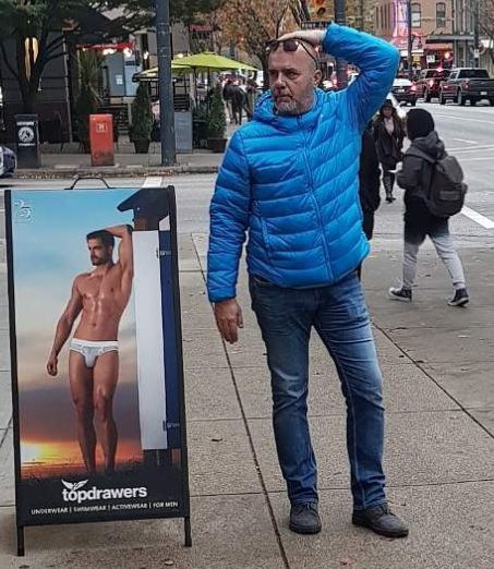 Nikola Kojo sve nasmijao KLIPOM! Kralj, kraljina, glumčina..