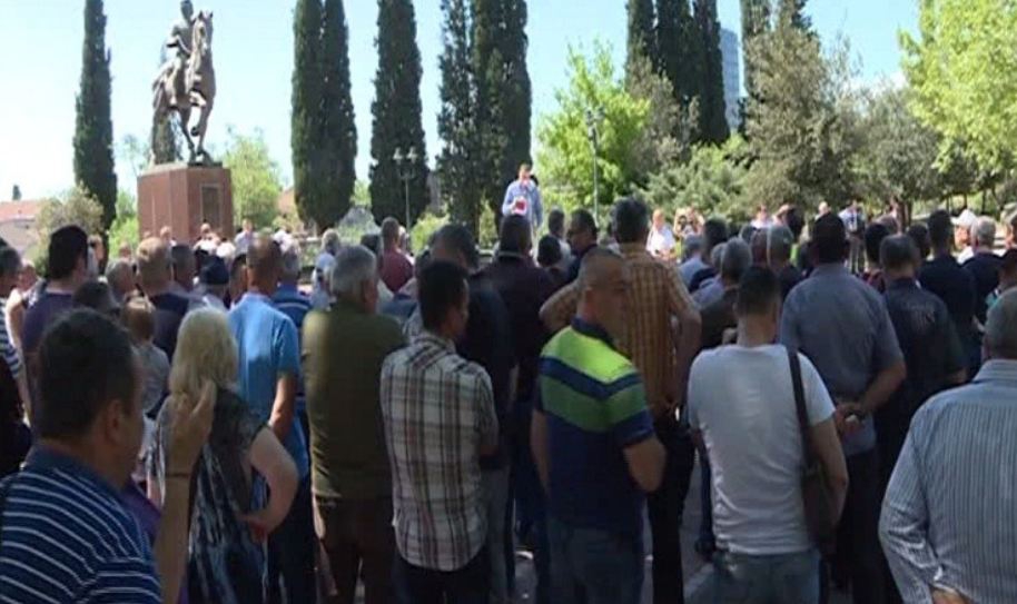 Zagoričani protestovali ispred Skupštine: Nijesmo zaboravili šta ste obećali