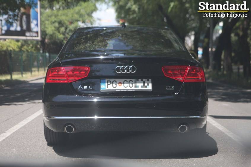 Inspektori neće da se voze sa CG tablama, sva auta od jutros parkirana: Ministar Nuhodžić na potezu