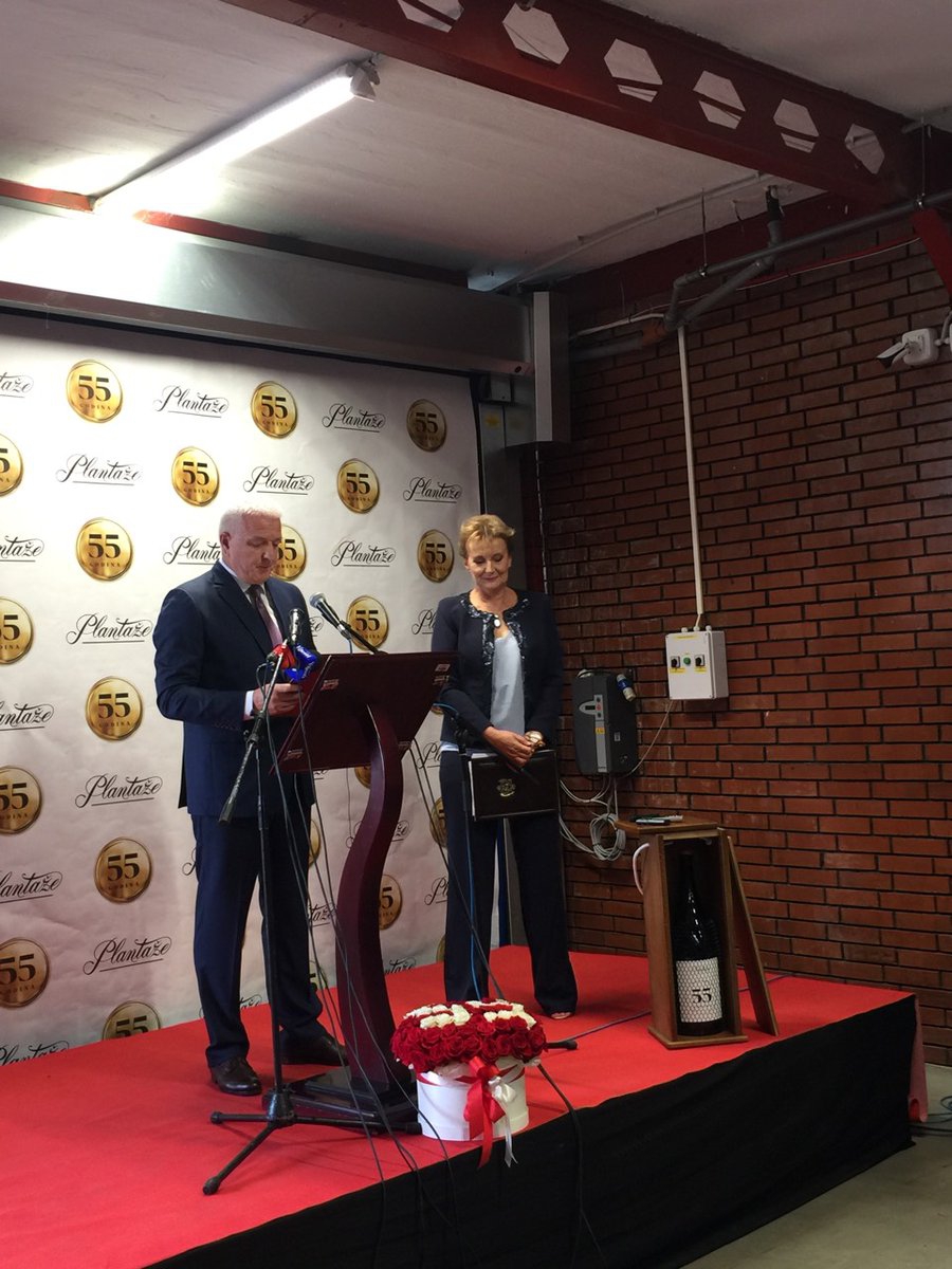 Premijer: Brend koji je izgradila kompanija 13. jul Plantaže jačaju i Crnu Goru