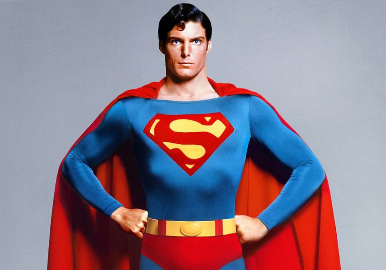 Superjunak je u crveno-plavo-žutom kostimu slavi 80.rođendan!
