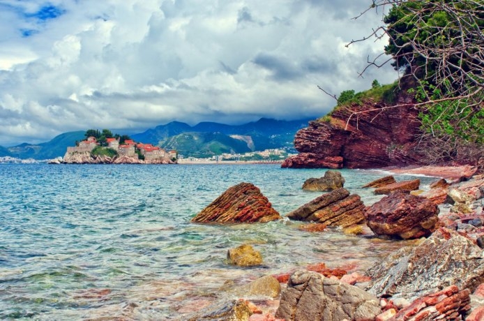 Nekad je bila najznamenitija u Budvi: Crnogorska plaža za nudizam &#8220;u četiri oka&#8221;
