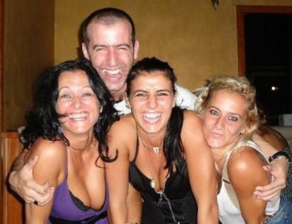 Potresna ispovjest sestre Dabović: Otac nam je lupao glavu o zid, krvi je bilo na sve strane!