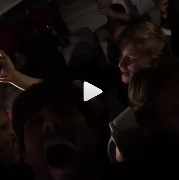 VIDEO &#8211; Hrvatski fudbaleri koji vrijede MILIONE pjevaju &#8220;Nije u šoldima (PARAMA) sve&#8221;