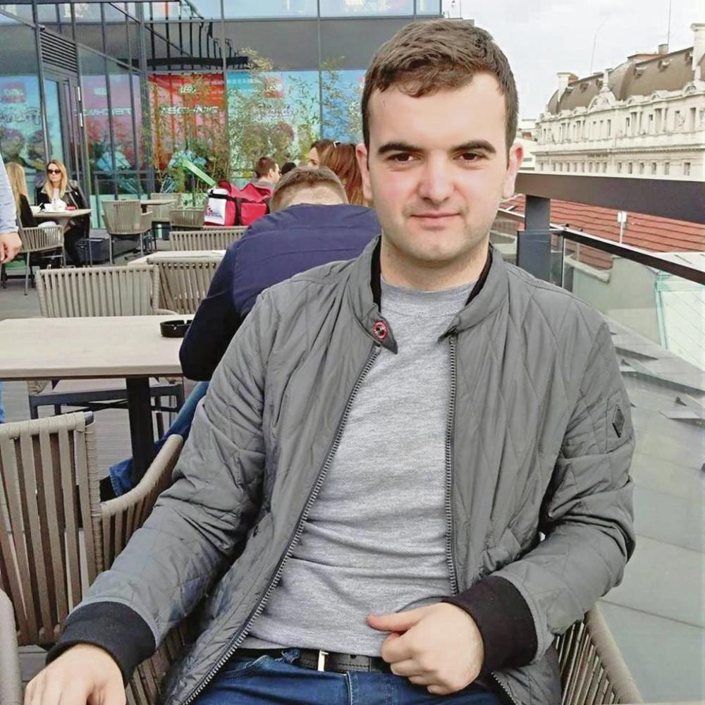 NEZAPAMĆEN ZLOČIN U ZEMUNU: Transvestit ubio studenta jer ga je ostavio zbog djevojke