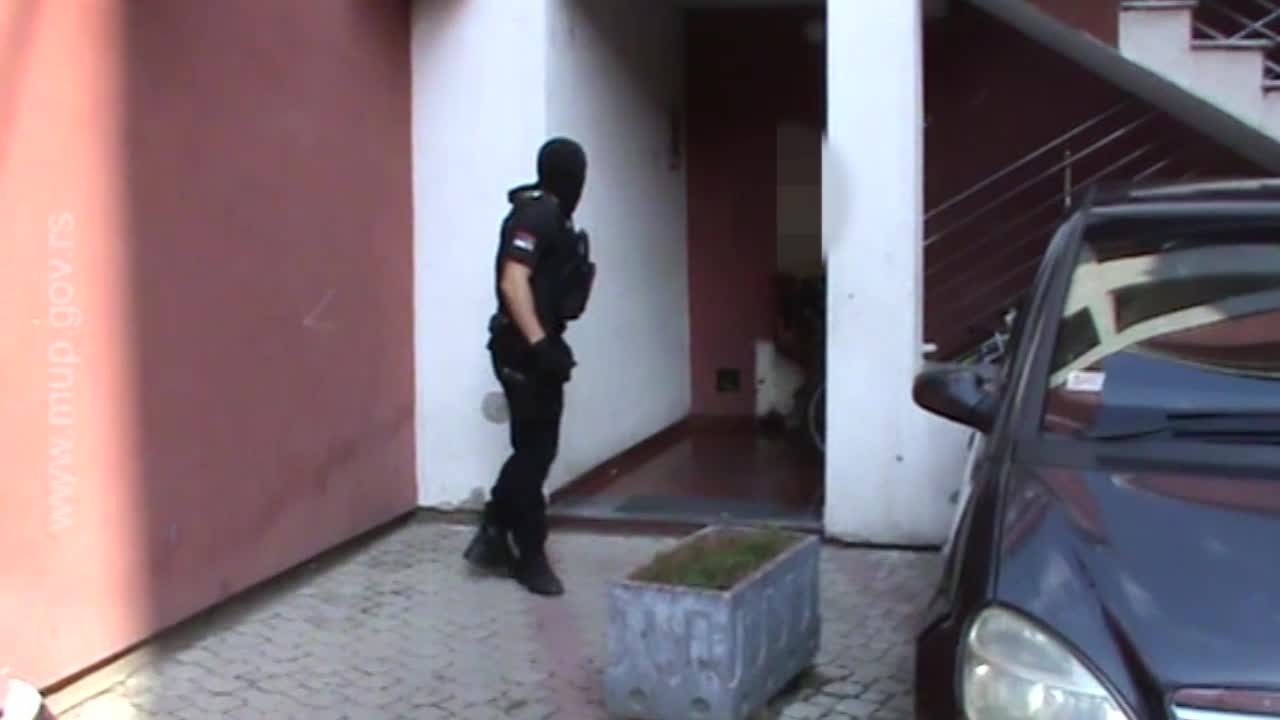 Likvidirali sina pa za mjesec dana i oca! Uhapšena dva osumnjičena za ubistvo šefa kruševačkog podzemlja