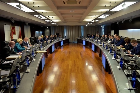 Organizovali dežurstva: Zaposleni u Vladi i organima uprave na godišnjem odmoru