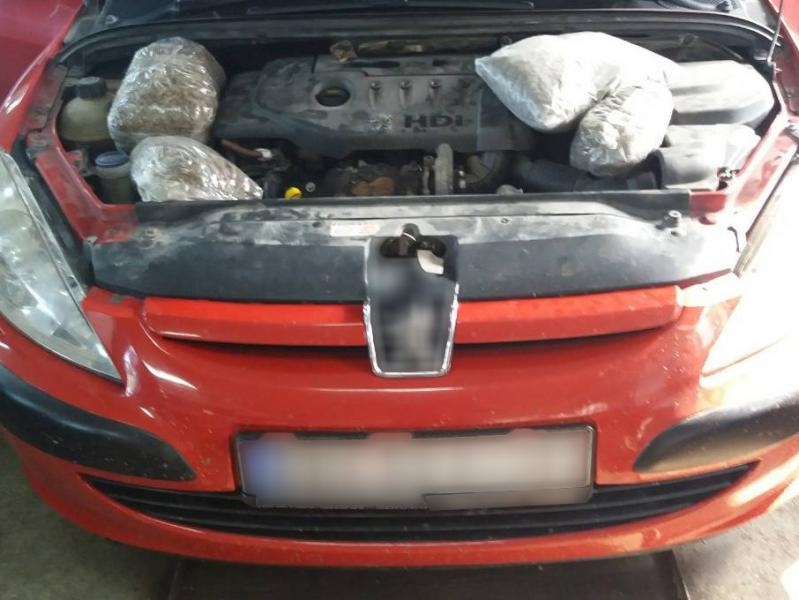 POLICIJA U ČUDU: Otac poznatog fudbalera uhapšen sa 75 kilograma droge u Bačkoj Palanci!