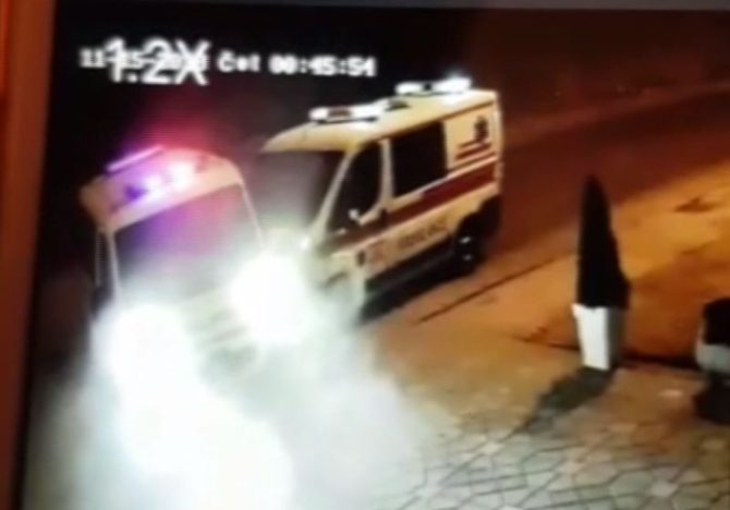Nesvakidašnji udes u Novom Pazaru: Sudarila se dva vozila hitne pomoći