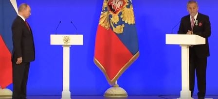 VIDEO – Gradonačelnik Zagreba na rusko-hrvatskom zahvalio Putinu: “Poštovani president, spasibo na ordenu”