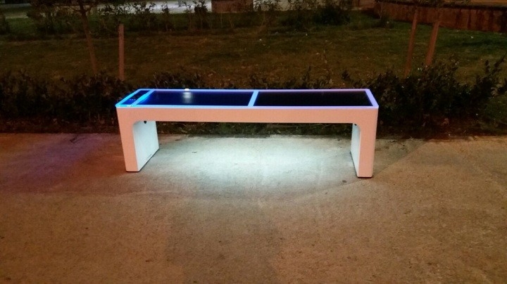 Podgorica dobila 6 &#8220;pametnih&#8221; klupa