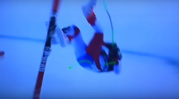 VIDEO &#8211; Jeziv pad skijaša: Izgubio svijest, pa hitno helikopterom prebačen u bolnicu