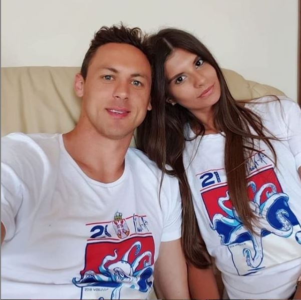 Nemanja Matić dobio ćerku, a njeno ime znači NEPOBJEDIVA!
