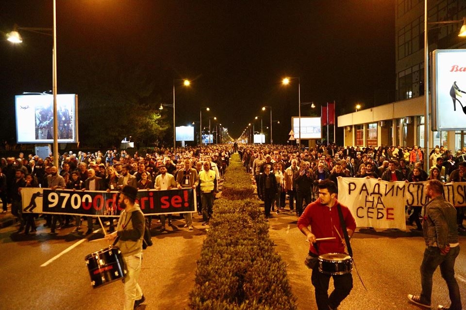 Održan šesti protest u Podgorici: Ponovili zahtjeve, traže se ostavke!