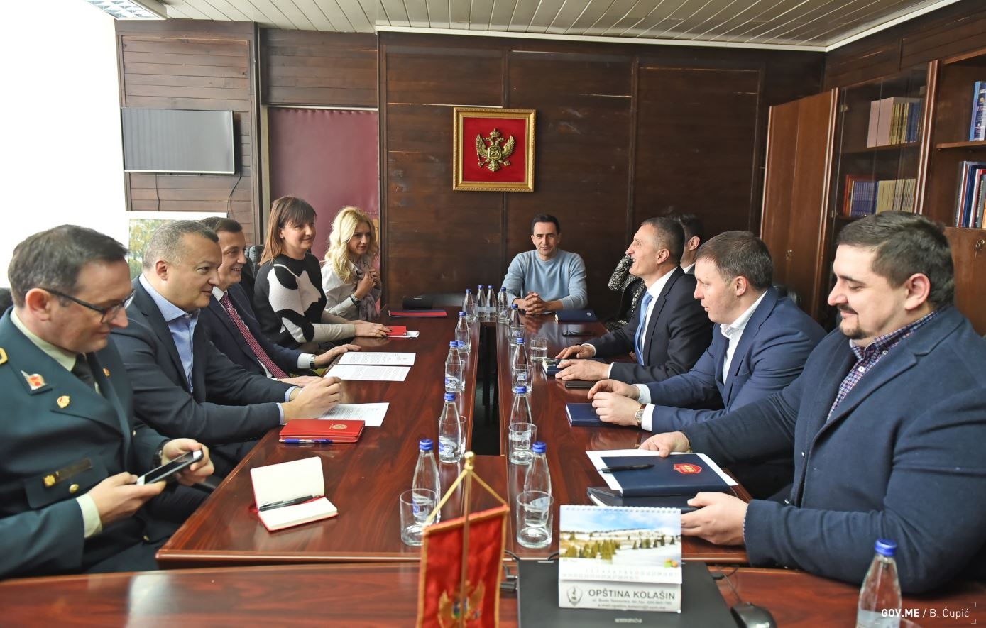 Bošković: Dobrovoljno služenje vojnog roka širimo i na ostale opštine