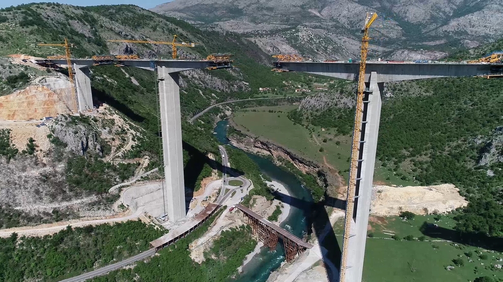 VIDEO: Autoput će stvoriti perspektive za razvoj privrede i turizma sjevera Crne Gore