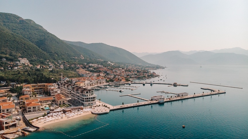 D-Marin Portonovi, nova luka i granični prelaz u Boki