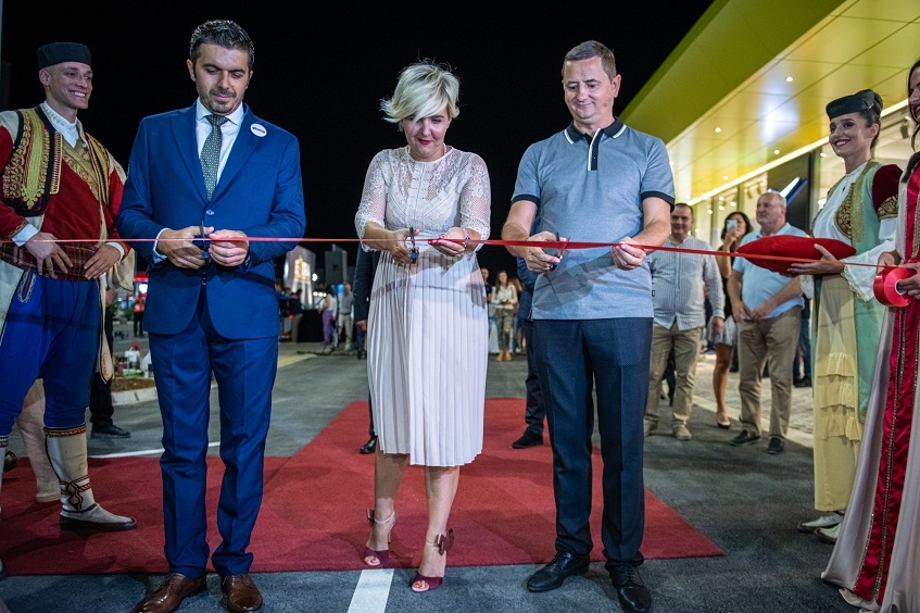 Sinoć svečano otvoren EXTRA retail park