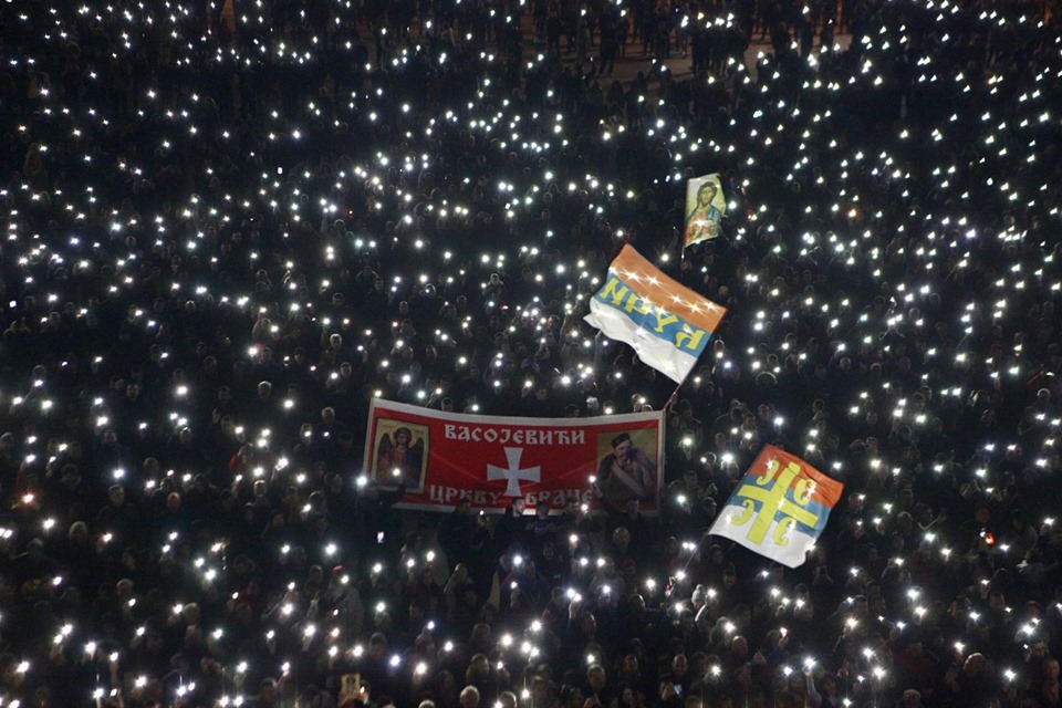 Na protestnim litijama u Crnoj Gori večeras prisustvovalo 62.000 ljudi