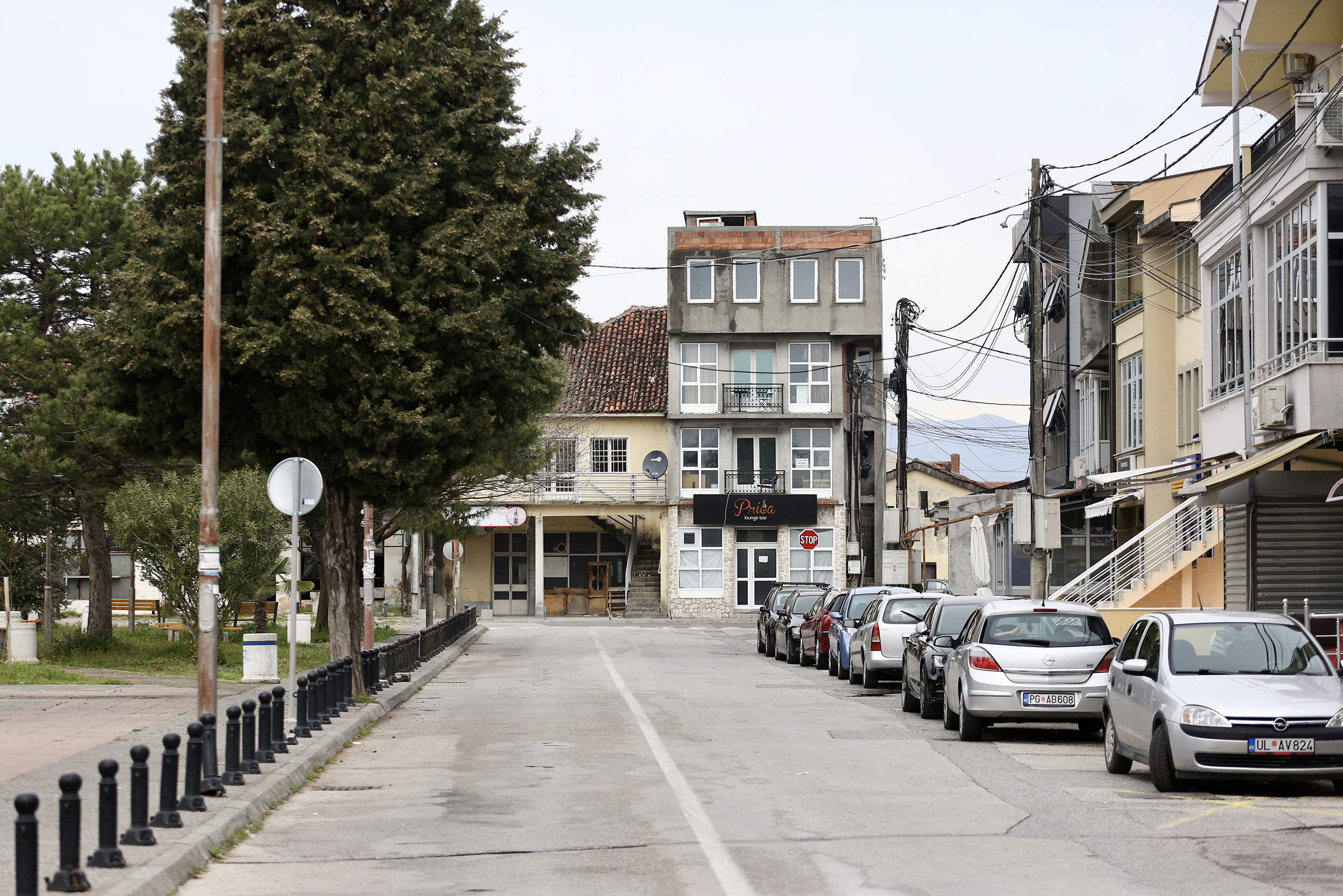 Dvije porodice u Tuzima vjeruju da su se zarazile na sahrani