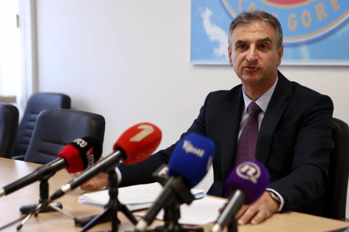 Mugoša: Postepeno ukidanje mjera moguće krajem maja, početkom juna