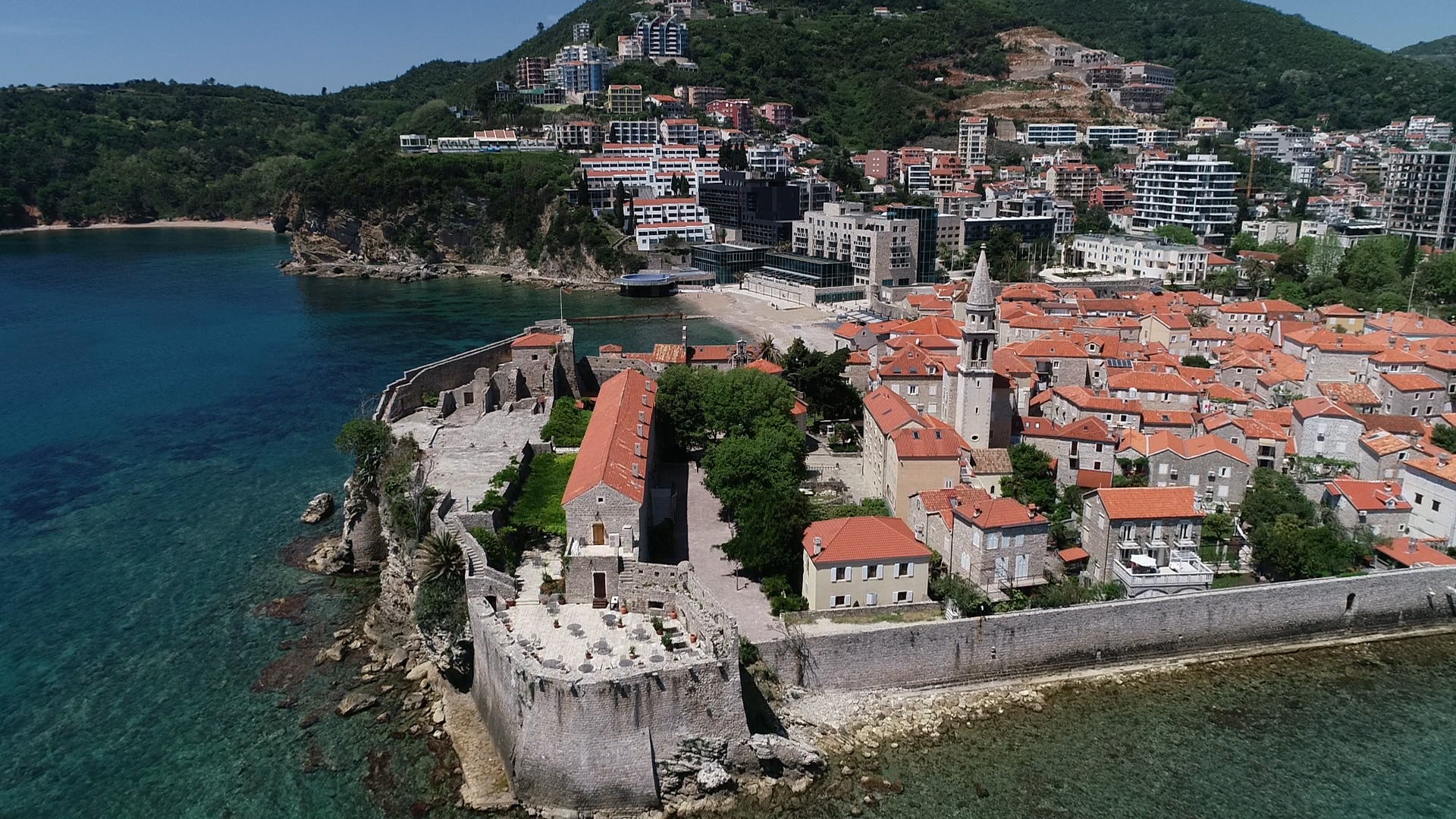 Video: Crnogorski primorski gradovi pred početak ljetnje turističke sezone