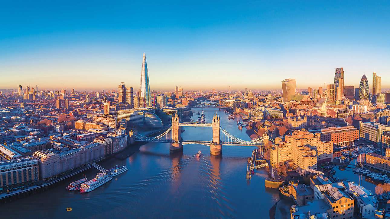 Samostrijelom ubijene tri žene u blizini Londona