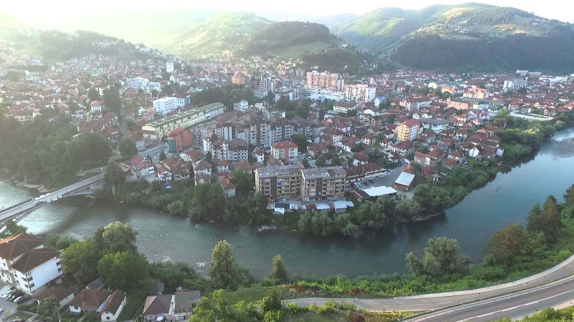 Bijelo Polje: Zabranjena okupljanja, vjerski obredi bez građana, u autu dvije osobe&#8230;