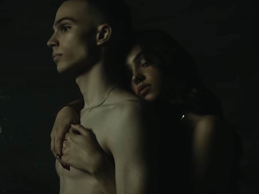 VRUĆE SCENE u spotu: Skinuli se Vojaž i Breskvica! (VIDEO)