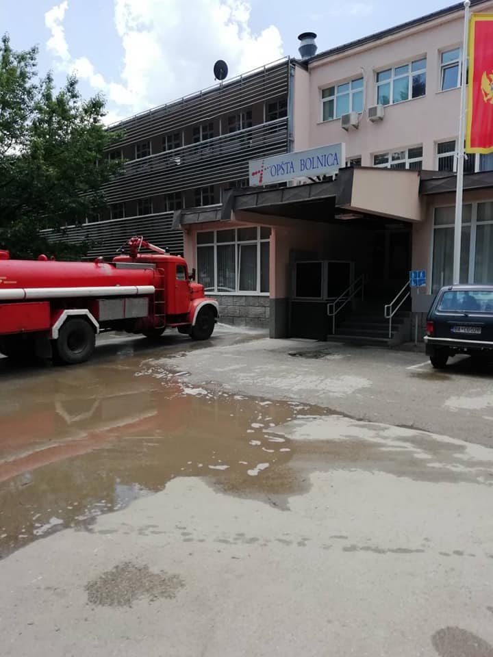 Berane: Izvršena dezinfekcija zdravstvenih ustanova i stambenih zgrada