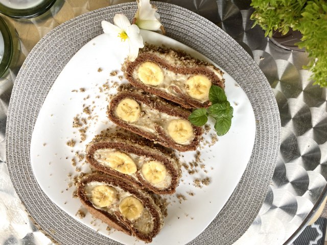 (VIDEO) Nema ko ga ne voli: Rolat sa bananama