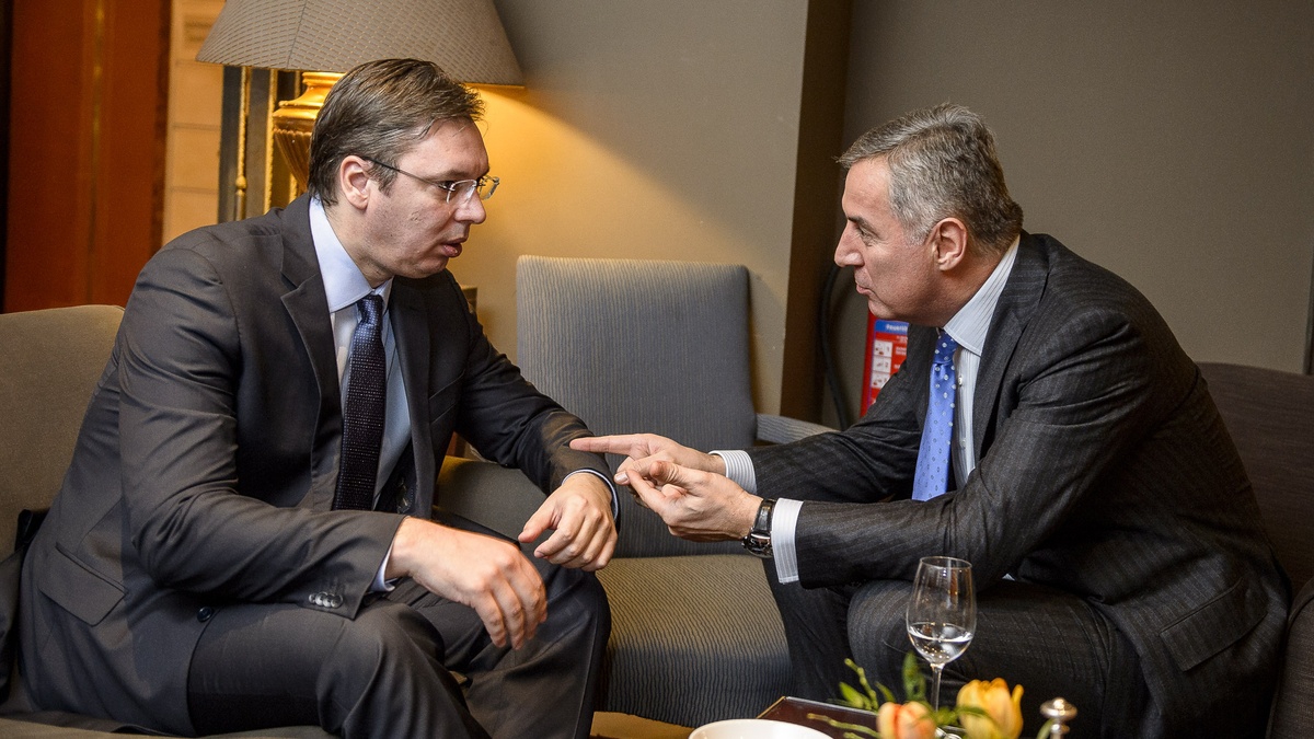 Vučić čestitao Đukanoviću Dan državnosti: Opredijeljen sam za stvaranje uslova za bolje razumijevanje Srbije i CG