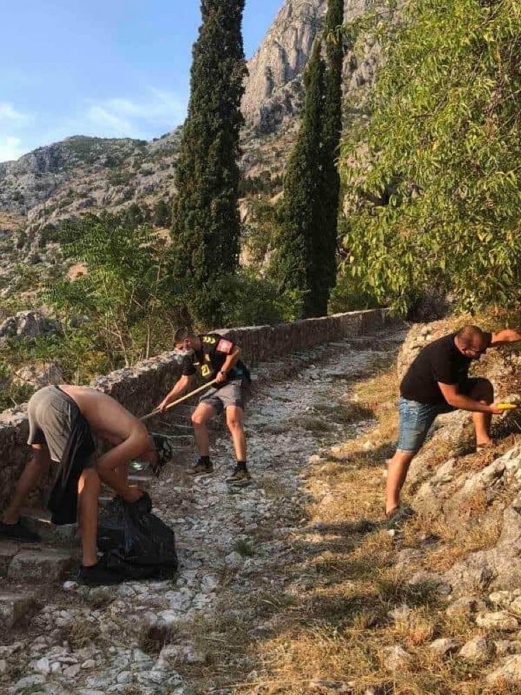 U Kotoru akcija čišćenja bedema i tvrđave San Đovani
