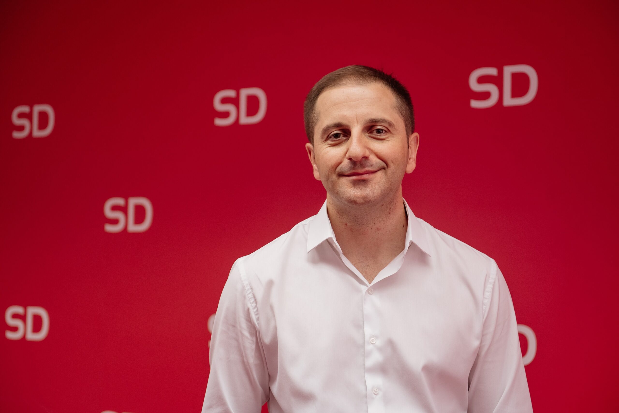 ŠEHOVIĆ ZA STANDARD: Glas dat SD-u nikad neće završiti kod negatora Crne Gore