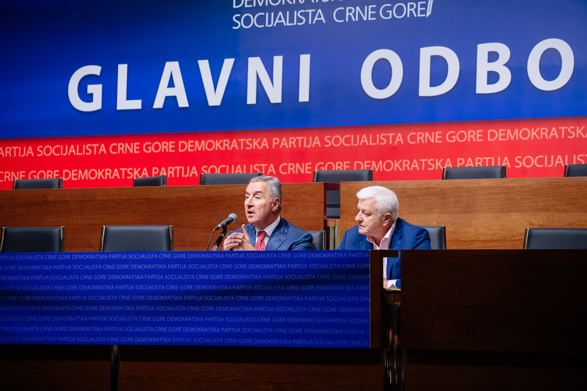 „Odlučno za Crnu Goru – Milo Đukanović“ naziv liste DPS-a, nosilac Duško Marković