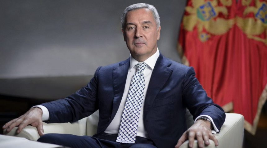 Đukanović: Mladi da vjeruju u sebe i da   poštuju svoju državu