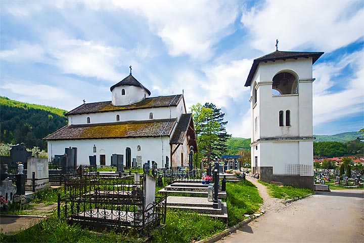 Bijelo Polje: Oskrnavljena i crkva u Nikoljcu