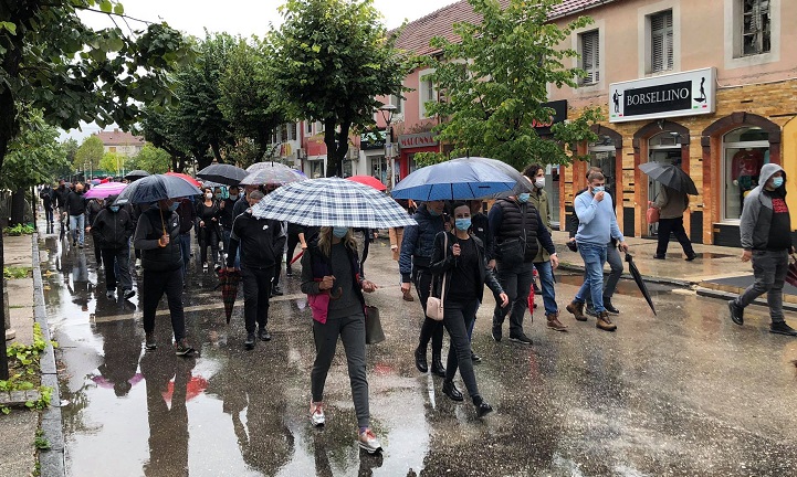 Nikšic: Traže otvaranje kafića uz poštovanje mjera