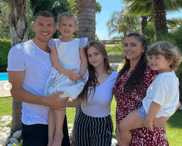 Edin Džeko pokazao djecu (FOTO)
