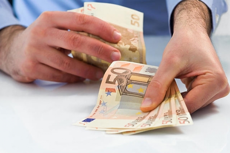 Sjutra isplata materijalnih davanja