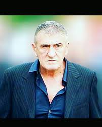 BRANO MIĆUNOVIĆ DAO ČITULJU GIŠKI (FOTO)